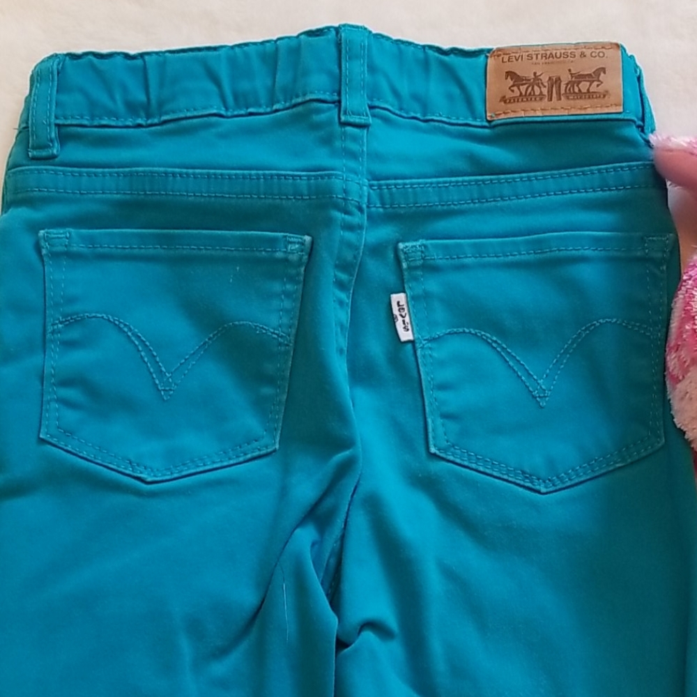 Girl's Levi's Jeans Blue Teal Color Size 4 Skinny